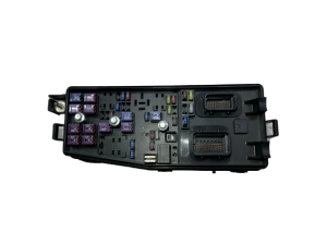 Kia Carnival oriģinālā drošinātāju kārba virsbūves drošinātāju kaste 919504D050