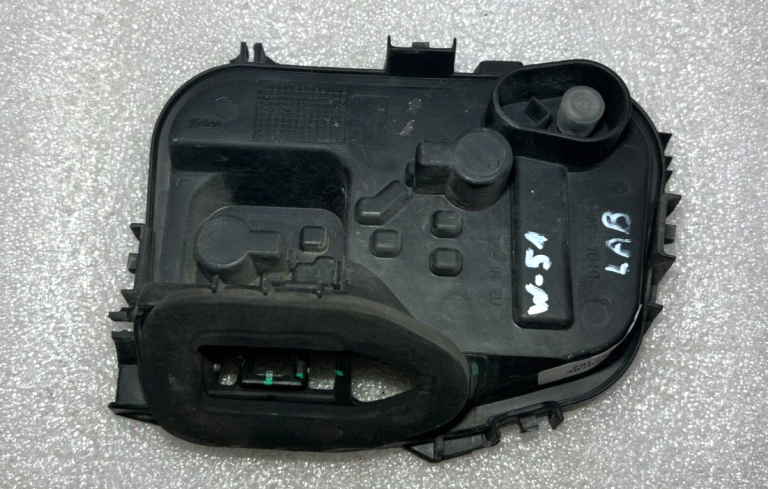 VW Sharan 4Motion oriģinālais lukturu turētājs aizmugurējā labajā pusē 7N0945257