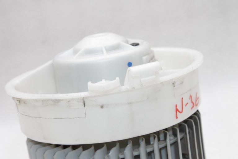 Oriģinālais Nissan X-Trail T32 sildītāja ventilatora motors 272264BG0B, 27226 4BG0B
