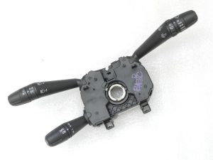 Oriģinālais Alfa Romeo Giulietta 940 Combi slēdzis kruīza kontroles tīrītāja gaisma 156148407