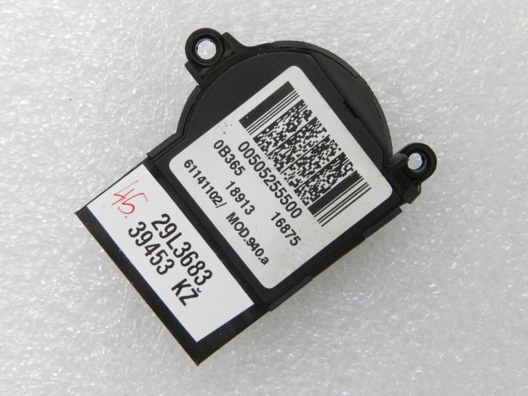 Oriģinālais Alfa Romeo Giulietta 940 aizdedzes slēdzis 505255500, 50554207