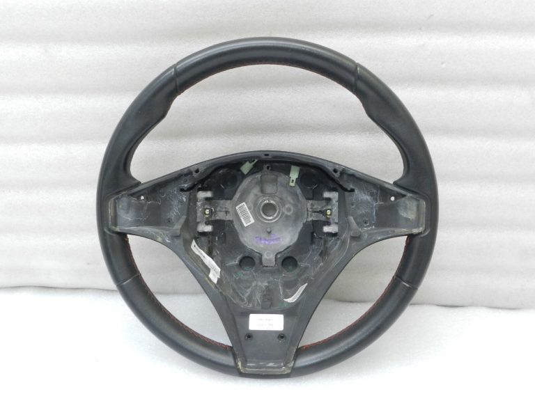 Oriģināls Alfa Romeo Giulietta 940 sporta stūres rats ar sarkanām šuvēm 71769198