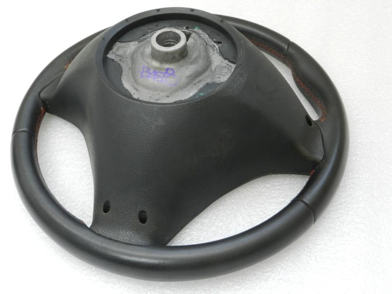 Oriģināls Alfa Romeo Giulietta 940 sporta stūres rats ar sarkanām šuvēm 71769198