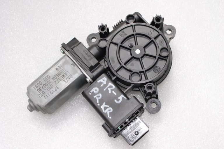 Alfa Romeo Giulietta 940 Logu regulatora motors priekšējais kreisais 71754416, 71777780