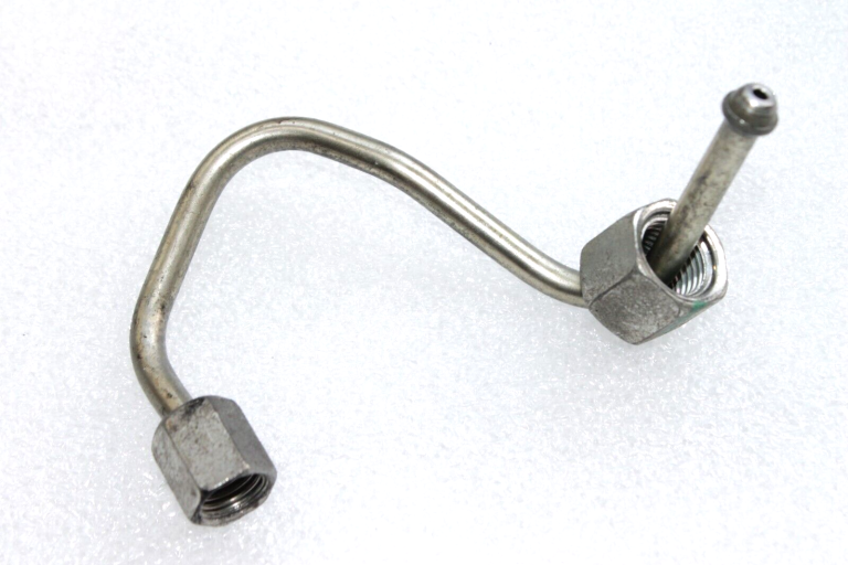 Alfa Romeo Fiat Lancia 2.0, 1.6 JTD Iesmidzināšanas caurules cilindrs 2 OEM 55218924
