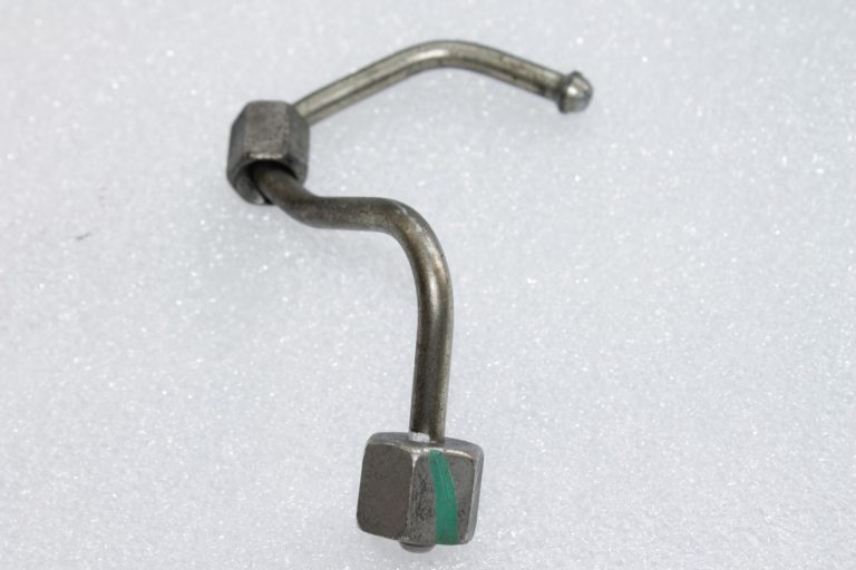 Alfa Romeo Fiat Lancia 2.0, 1.6 JTD Iesmidzināšanas caurules cilindrs 2 OEM 55218924