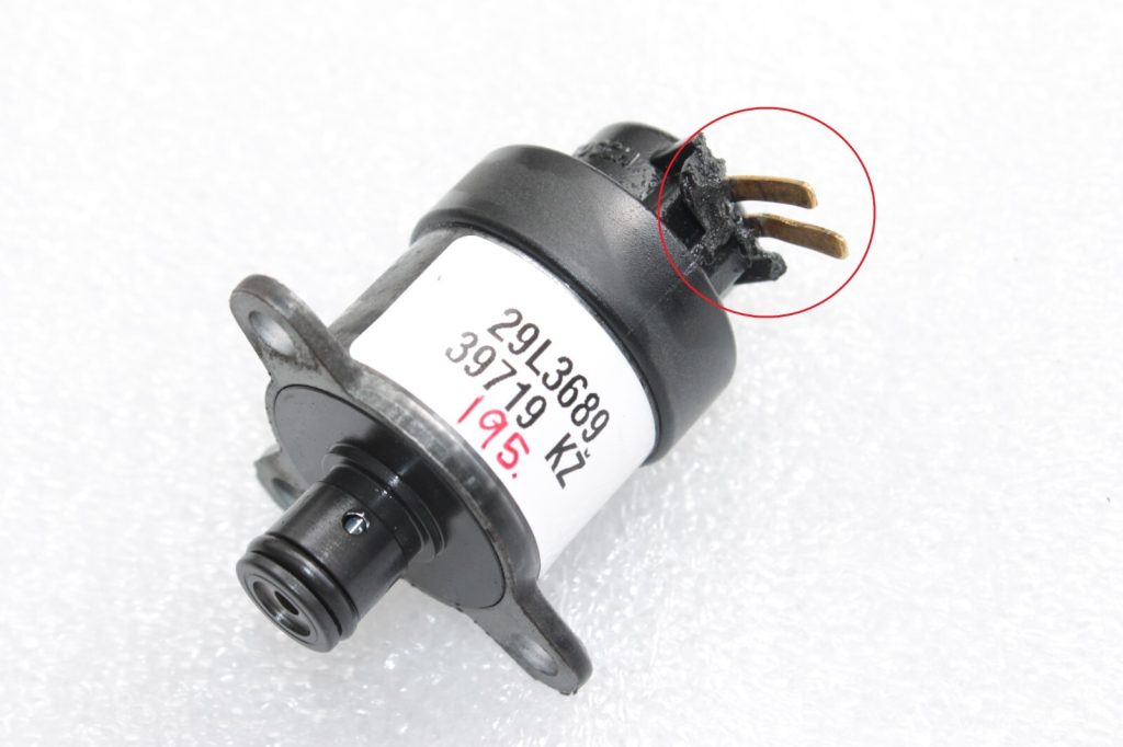 Alfa Romeo Fiat Lancia 2.0, 1.6 JTDM High pressure pump Pressure regulator BOSCH 71754571