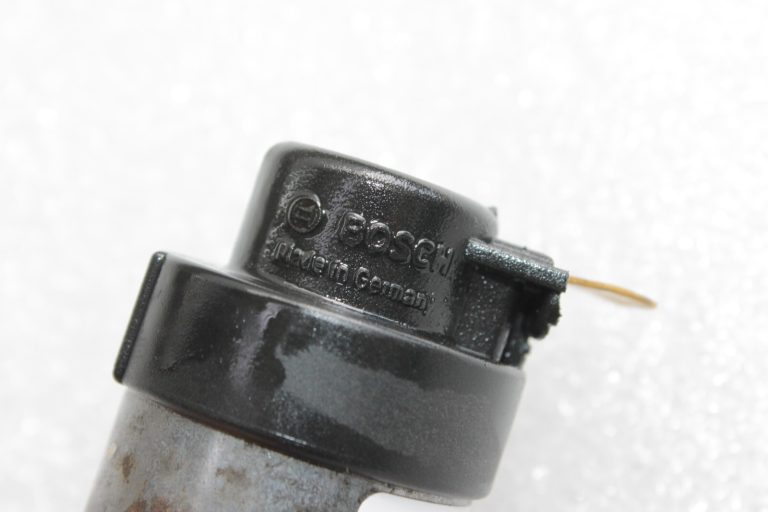 Alfa Romeo Fiat Lancia 2.0, 1.6 JTDM Augstspiediena sūknis Spiediena regulators BOSCH 71754571