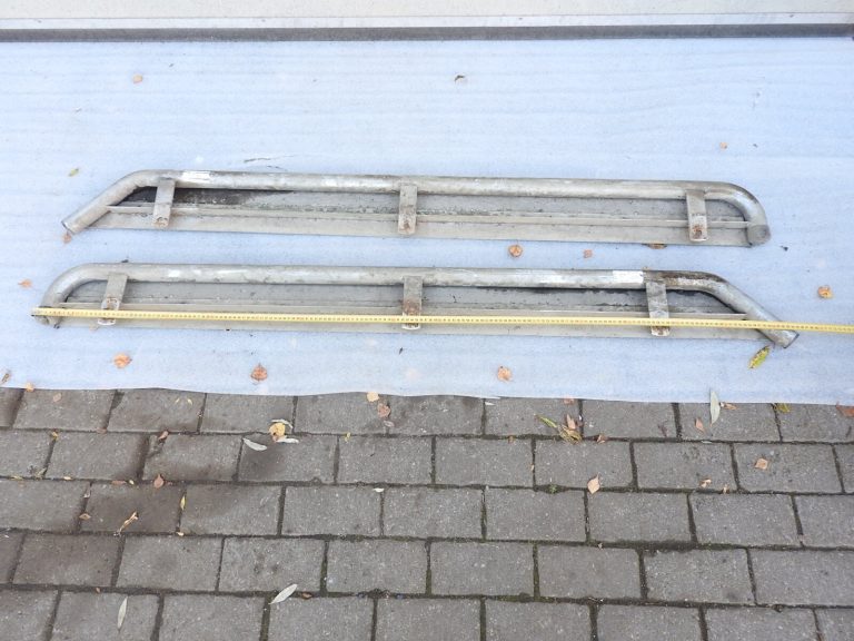 Universālie skrejceļi Toyota Mitsubishi Land Rover u.c. Sānu pakāpiens Garums 165 cm