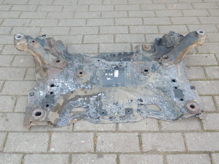 Peugeot 508 I Dzinēja stiprinājums priekšējai asij Priekšējā ass stiprinājums priekšējai asij 9803774280