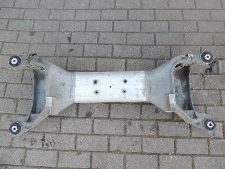 Peugeot 508 I 8D Sedans Aizmugures tilta svira Aizmugures tilta svira 5148Y6