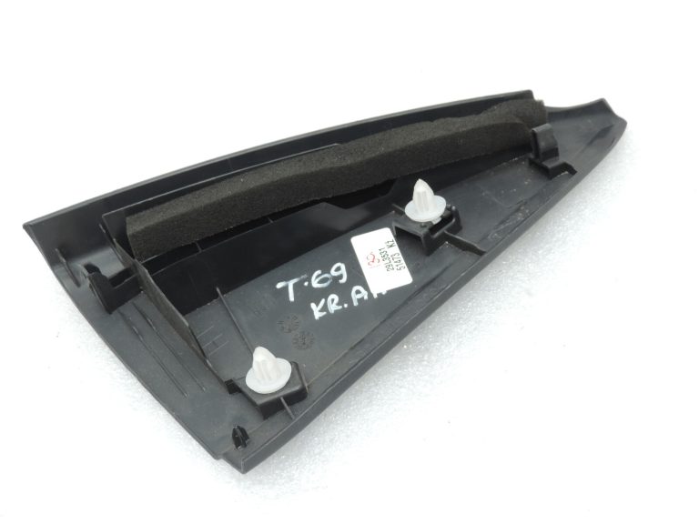 Oriģināls Toyota Yaris P13 aizmugurējais kreisais iekšējo durvju vāks 676740D030C0