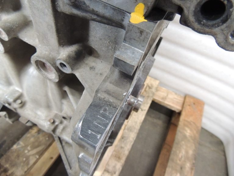Toyota Yaris P13 1,3VVTi Benzīna dzinējs 1NRFE Benzīna dzinējs