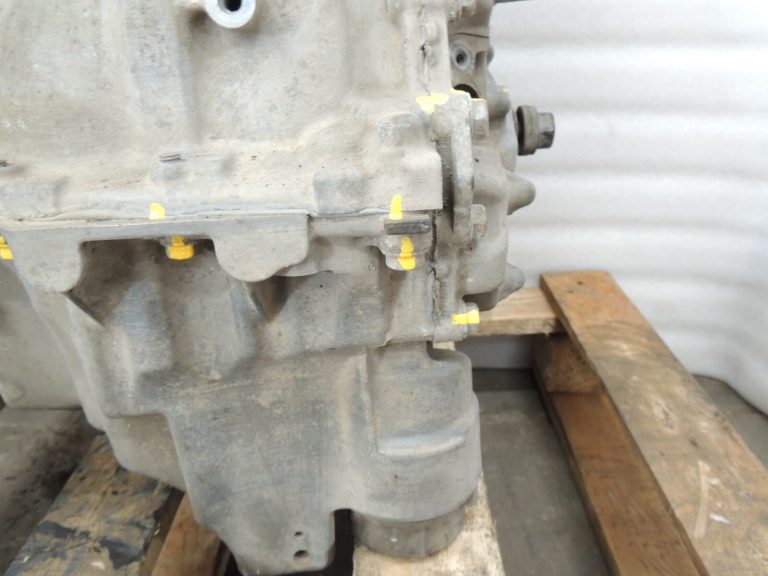 Toyota Yaris P13 1,3VVTi Benzīna dzinējs 1NRFE Benzīna dzinējs