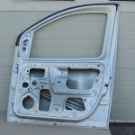 Peugeot Bipper Tepee priekšējās durvis labās puses durvis labās puses krāsa KTW