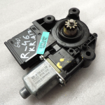 Renault Grand Scenic III Logu motors aizmugurējais kreisais 827310004R Logu motors