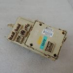 Toyota Avensis T25 D-CAT Drošinātāju kārba Releju kaste 82641-CA010-F Drošinātāju kārba