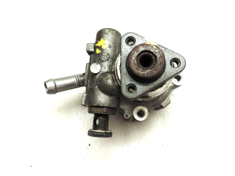 BMW 1 3. sērijas 1.3 E81 E87 E90 E90 E91 Servo sūknis DIESEL M47 2.0TD M47 120 Bar ZF