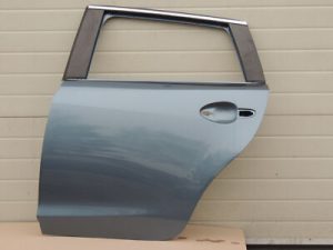 Mazda 6 GJ1 Combi Aizmugurējās kreisās durvis Krāsa 42B Blue Reflex Aizmugurējās labās durvis