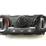 Hyundai i20 klimata kontroles bloks sildītāja vadības bloks 97250-C8110 DEFECTIVE
