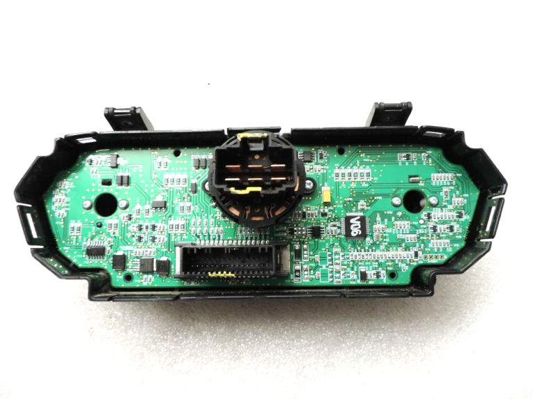 Hyundai i20 klimata kontroles bloks sildītāja vadības bloks 97250-C8110 DEFECTIVE