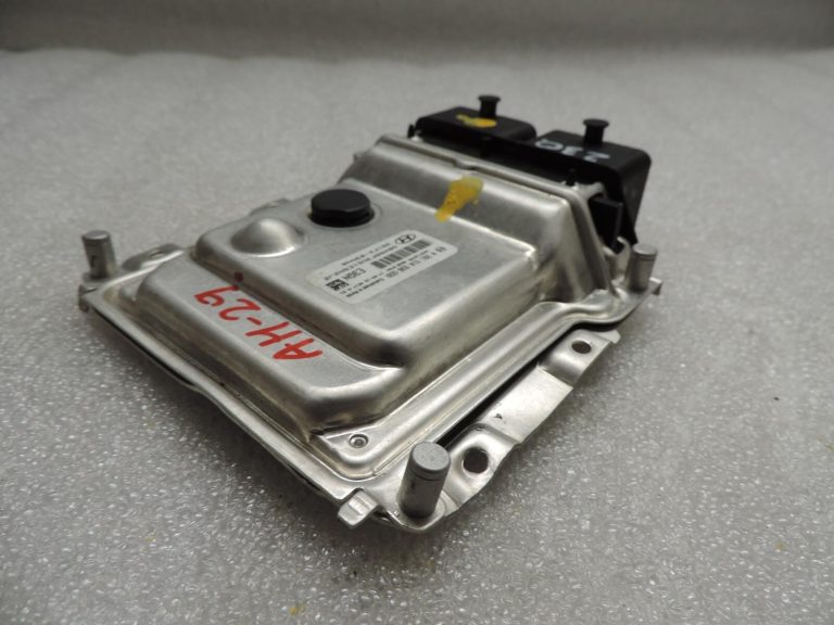 Hyundai i20 II GB 1.2i G4LA Dzinēja vadības bloks Vadības bloks 391F203GN0 391F203GG0 391F203GG0