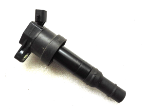 Kā jauns !!! tikai 0.125Tkm aizdedzes spole Hyundai Kia 1.2L 1.25L 1.4L 27301-03110