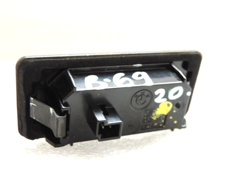 Oriģināls BMW F22 F23 F23 F45 E90 F30 F31 F10 F11 Numura apgaismojums LED 7193293