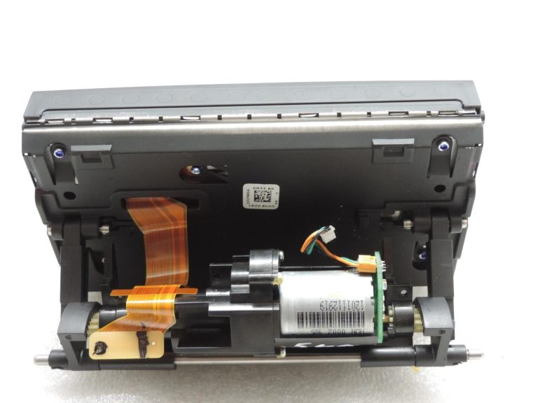 Jeep Grand Cherokee IV WK Radio Navi Navigācijas displejs Rezerves daļas