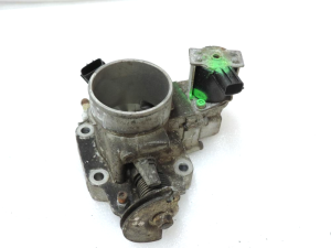 MAZDA droseļvārpstas korpuss FSD713650A FSN520660B