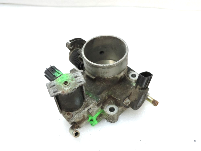 MAZDA droseļvārpstas korpuss FSD713650A FSN520660B