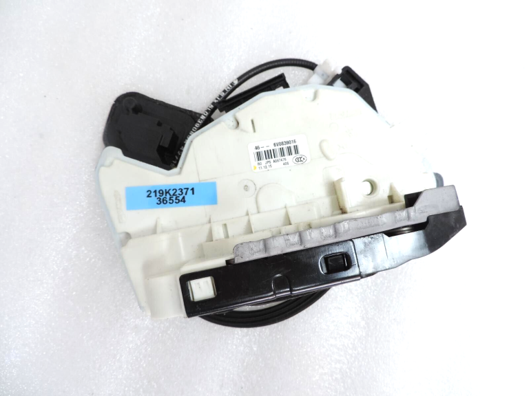 Oriģināls Seat Skoda VW Aizmugurējā labās puses durvju slēdzene Bloķētājs 5K4839016R
