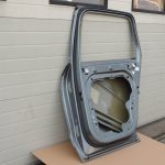 Volvo XC90 II Aizmugurējās labās durvis Aizmugurējās labās durvis Aizmugurējās labās durvis Krāsa Osmi pelēks metālika 714-16