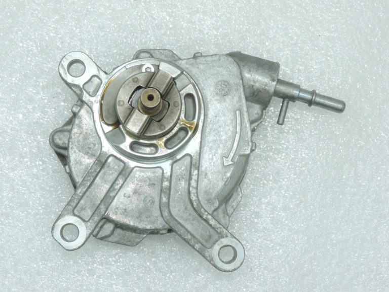 Oriģināls Toyota Avensis T25 Corolla Verso AR10 2.2d/2.0d vakuuma sūknis 293000R010