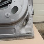 Renault Espace V MK5 JR Aizmugurējo kreiso durvju krāsa pelēka TEKNG 821019868R