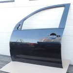 Citroen C-Crosser Priekšējās kreisās durvis Priekšējās kreisās durvis Krāsa X42 Pērļu melna krāsa