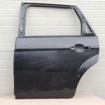 Ford Focus II Kombi aizmugurējās kreisās durvis Aizmugurējās kreisās durvis Krāsa F3 Panther Black