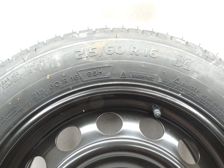 Peugeot 508 I Rezerves ritenis Rezerves ritenis R16 7JX16H2 Michelin 215/60R16
