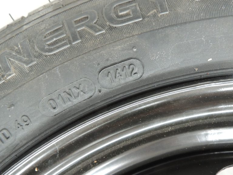 Peugeot 508 I Rezerves ritenis Rezerves ritenis R16 7JX16H2 Michelin 215/60R16