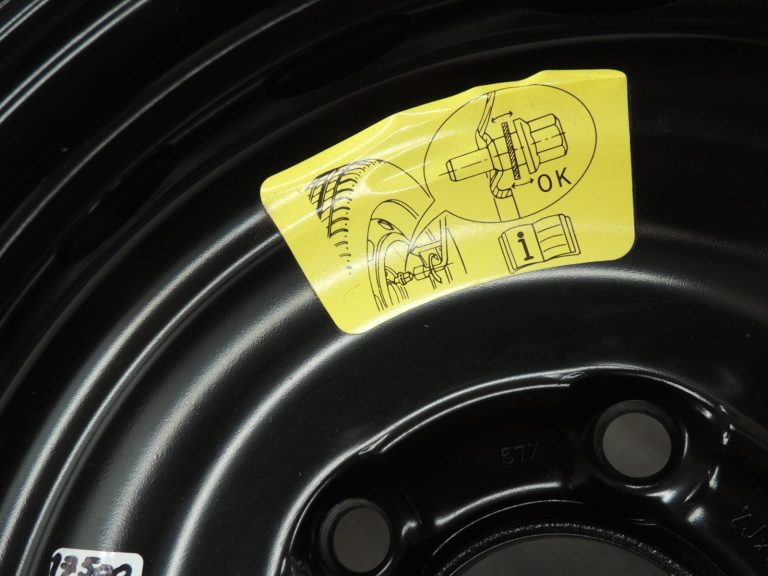Peugeot 508 I Rezerves ritenis Rezerves ritenis R16 7JX16H2 Michelin 215/60R16