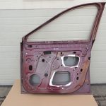 Renault Grand Scenic III priekšējās durvis priekšējās labās durvis labās krāsas KTENNM Damask Red