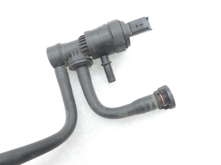 Oriģinālais Peugeot 508 I (8D) 1.6 THP Tvertnes ventilācijas solenoīdais vārsts V759514680