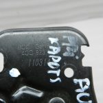 Audi A6 oriģinālais motora pārsega aizdares komplekts