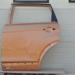 Chevrolet Captiva Durvju aizmugurējā kreisā krāsa 94U Zest Brown Metallic