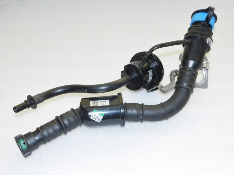 Mercedes Benz C-klases C220d W205 AdBlue uzpildes caurule A2054700300, A0004704305