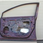 Toyota Avensis T27 Priekšējās durvis priekšējās labās puses priekšējās durvis priekšējās labās puses krāsa 3Q7 67001-05070