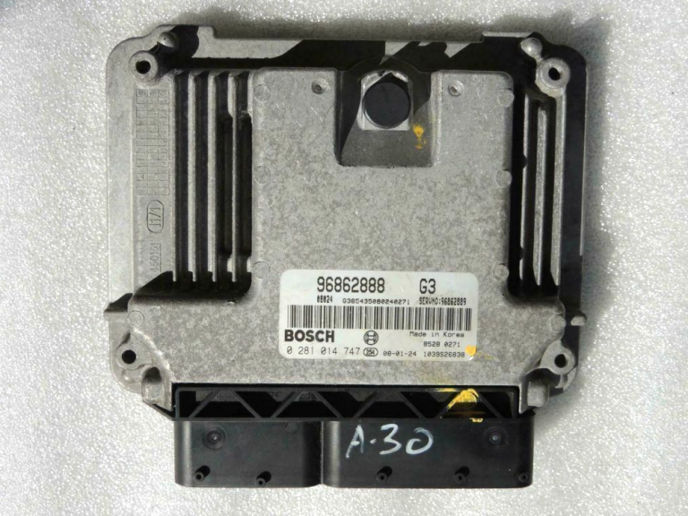 Chevrolet Epica 2.0 CDTi motora vadības bloks ECU 96862888 Motora vadības bloks