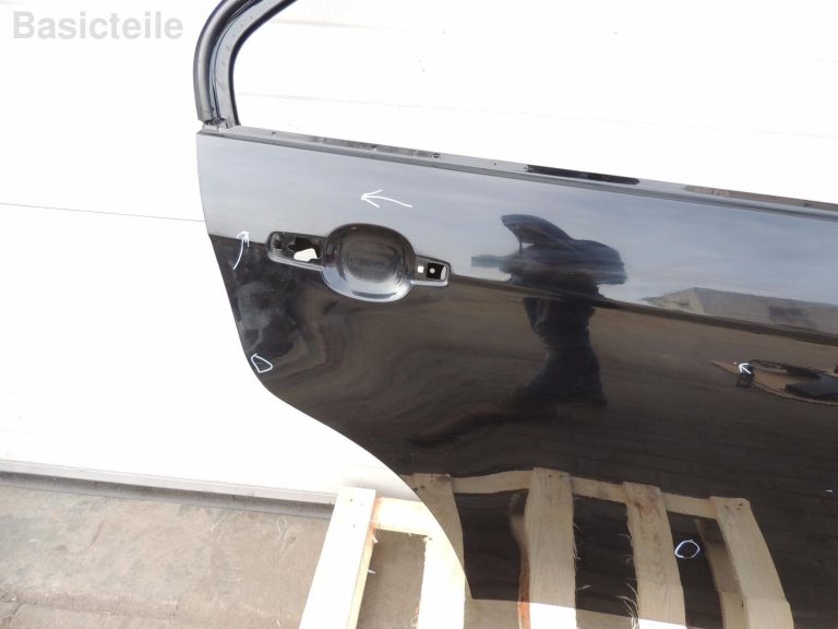 Chevrolet Epica Aizmugurējās labās durvis Krāsa melna 19U granada melna Aizmugurējās labās durvis