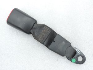Opel Antara Chevrolet Captiva Aizmugurējā centrālā drošības jostas sprādze 96475894