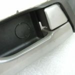 Chevrolet Captiva Durvju rokturis iekšpusē Aizmugurējā labajā pusē Durvju rokturis Aizmugurējā labajā pusē